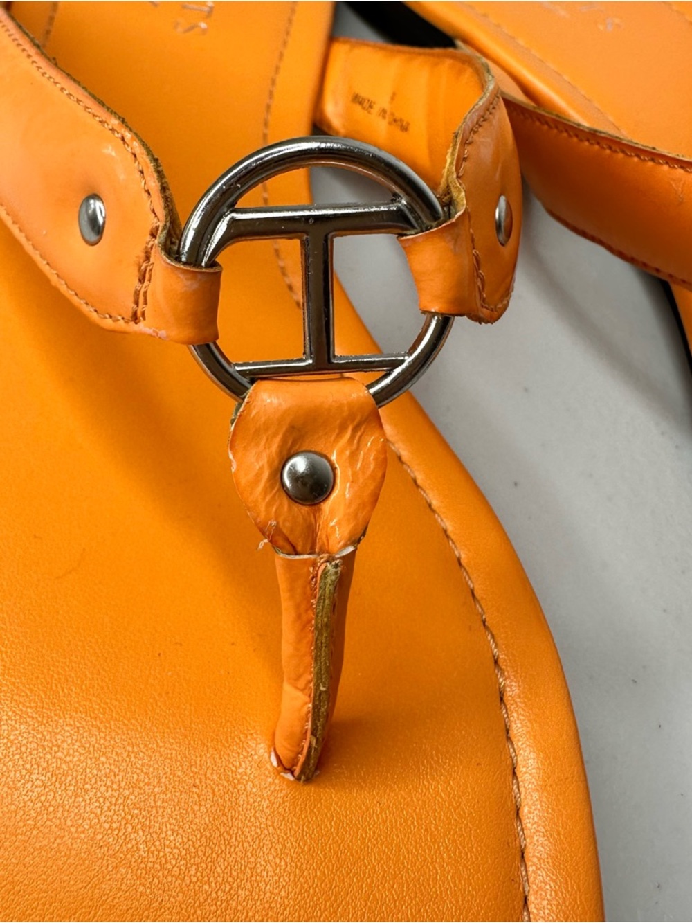 Talbots Orange Leather Thong Sandals Women’s Size 9 Silver Logo Hardware - Picture 4 of 7